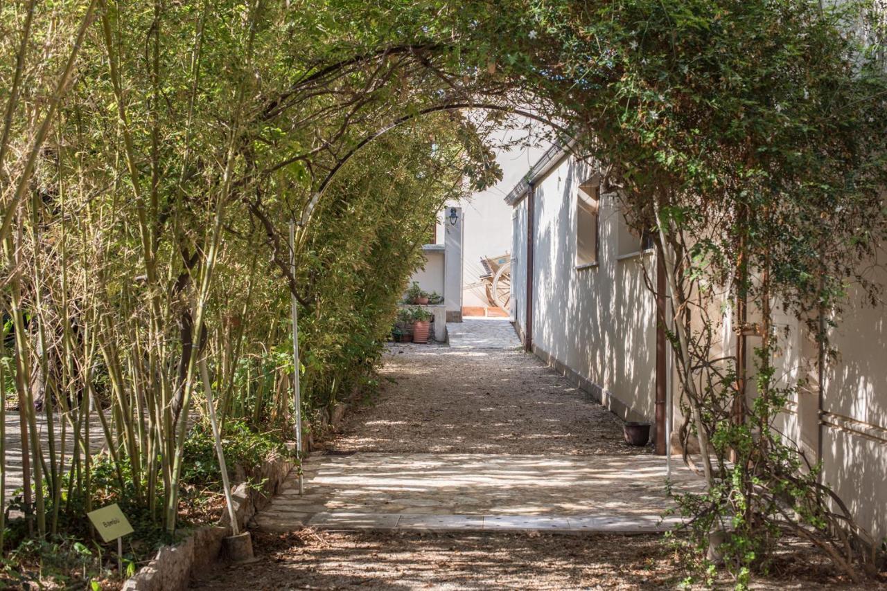 Azienda Agrituristica Tenuta Pizzolungo Érice Exterior foto